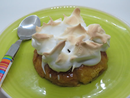 Pastel de merengue y limón