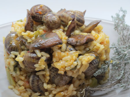 Arroz con rebollones y caracoles