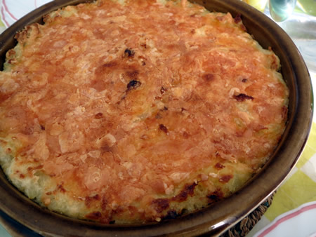 Pastel gratinado de carne y patatas