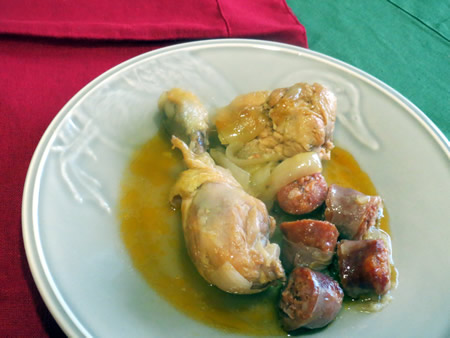 Pollo con chorizo y sidra