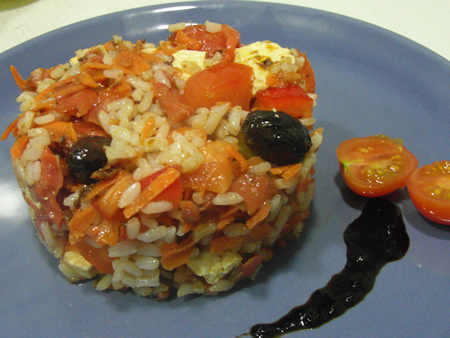 Ensalada griega con arroz