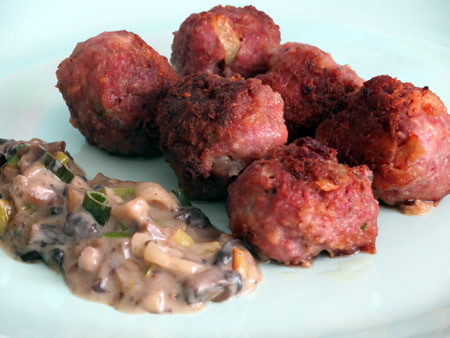 Albóndigas de ternera con Salsa Perigordini