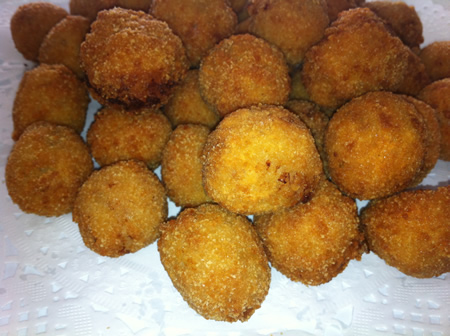 Croquetas caseras de caldo de pollo