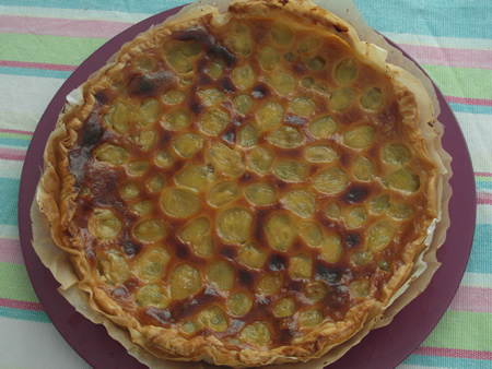 Tarta de fruta recién hecha